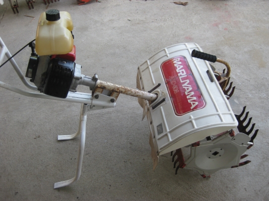 เครื่องพรวนหญ้าในร่องนาดำ