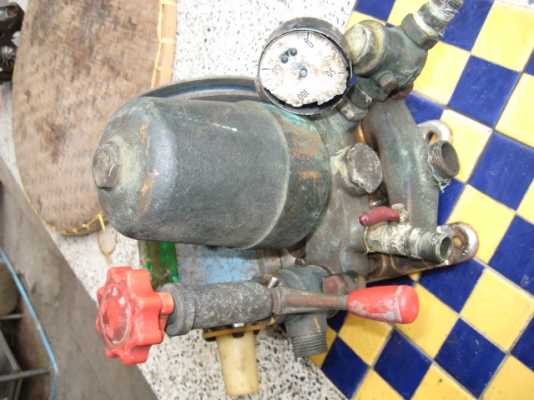 ขายปั้มพ่นยา3สูบของญี่ปุ่นสภาพดี3,800b.