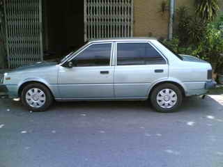 ขาย Nissan Sunny 1.3 FF ปี 1991 เกียร์ธรรมดา เครื่องดีช่วงล่างดี แอร์เย็น วิทยุ-CD ขาย 45000 บาท