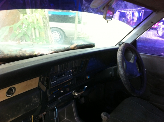 ขายโตโยต้า CROWN 2600 ขายโตโยต้า CROWN 2600