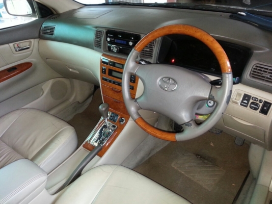 ขาย toyota altis 1.8 ปี02 At โทร 082-7242445 ชัย