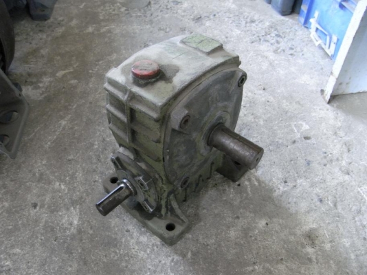 ขายชุดทดเกียร์ 50 ต่อ 1 รอบ สภาพดี พร้อมใช้งาน รับประกันคุณภาพ