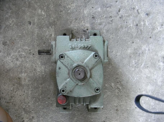 ขายชุดทดเกียร์ 40 ต่อ 1 รอบ สภาพดี พร้อมใช้งาน รับประกันคุณภาพ