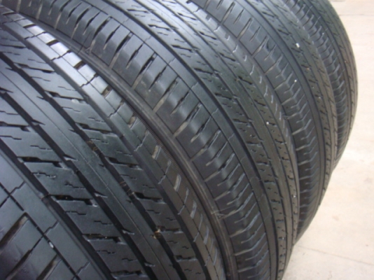 ขายยาง Dunlop 215/65/16 ปี 11