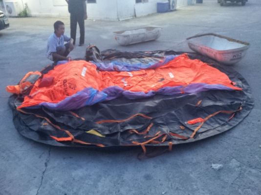 (ขาย/แลกเรือ) แพชูชีพ / Liferaft
