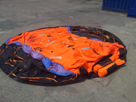 (ขาย/แลกเรือ) แพชูชีพ / Liferaft