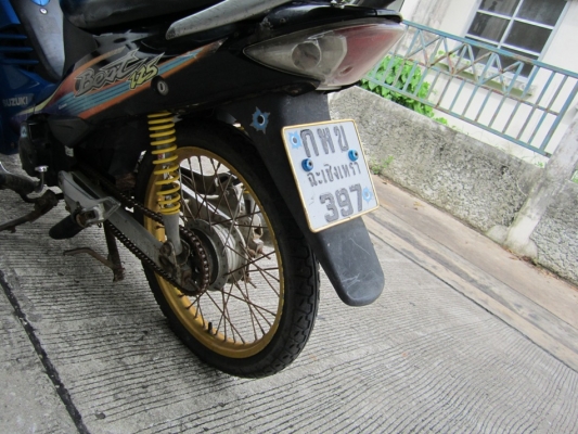 ขายด่วน spark z ทยังไงก็ขายซูซูกิ เบส125ปี47ถูกๆรถบ้านเครื่องเดิมๆชุดโอนครบนจริงประหยัดจริง รถบ้าน จดทะเบียน:ปี45 ทะเบียน : ภาษี พรบ ขาด 27-3-56 โอนได้ มีเล่มเอกสารครบ สภาพเครื่อง : เครื่องเดิมๆ ไม่เคยแกะ วิ่งดีไม่มีปัญหา ขี่กลับบ้านได้เลย คาบูเรเตอร์: เด