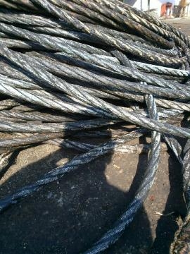 ขาย สลิง 4 เกลียว  มือสองสภาพดีจากท่าเรือ  โทร 0860798452