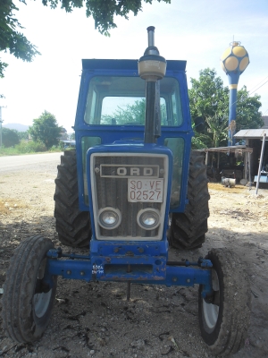 FORD 6600  เสื้อลาย ตัวเต็ม