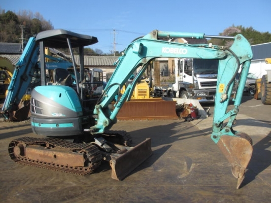 ขายรถขุดเล็กเก่านอก ยังไม่ใช้งานบ้านเรา Kobelco SK30sr ชั่วโมงน้อย ราคาเบาเบา 440,000 บาท รถสวยมาทดสอบดูได้