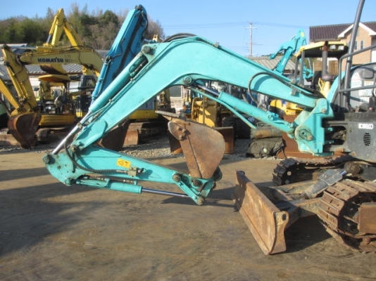 ขายรถขุดเล็กเก่านอก ยังไม่ใช้งานบ้านเรา Kobelco SK30sr ชั่วโมงน้อย ราคาเบาเบา 440,000 บาท รถสวยมาทดสอบดูได้
