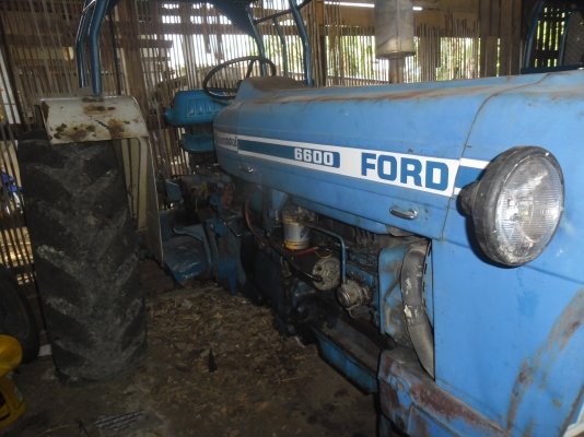 FORD 5000    77 T 1  ตามสภาพ