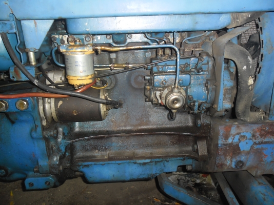 FORD 5000    77 T 1  ตามสภาพ