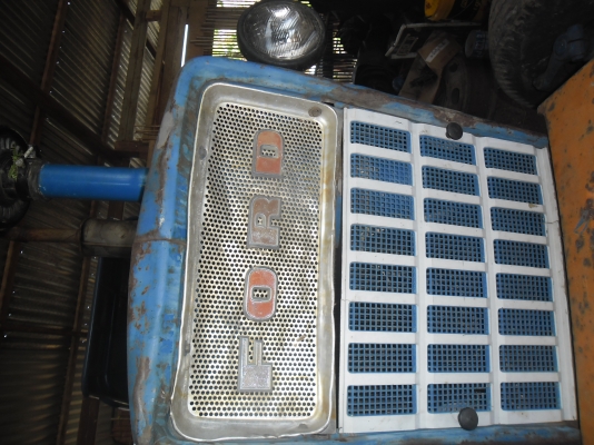 FORD 5000    77 T 1  ตามสภาพ