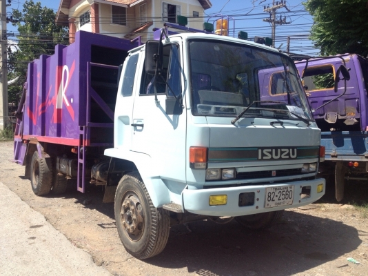 ขายหกล้อ ISUZU FTR 175แรง 6bg1รถห้างแท้ติดถังขยะ