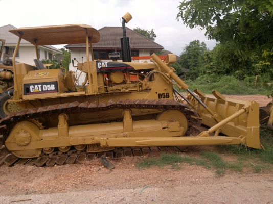 ขายแทรคเตอร์ D5B CAT