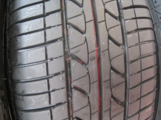 ขายกะทะล้อ suzuki swif 175/65r15 4รู100 +ยางปี12 มี1ชุด(081-3747940)
