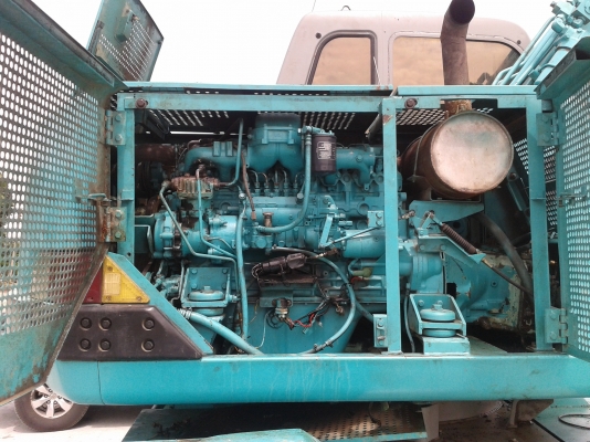 รถขุดล้อยาง