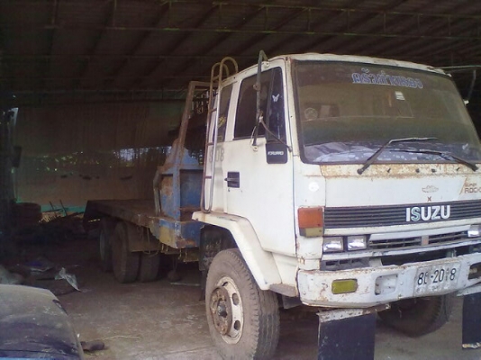 10ล้อหางปลา2เพลา ร็อคกี้240แรง ISUZU FXZ23NFYF เกียร์ฟุลเลอร์..