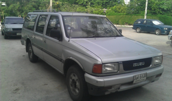 ขายรถครอบครัวสักคันภาษีปีละ1300