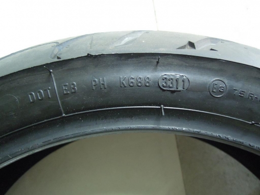 ขายยาง Pirelli ครับ 800 บาท