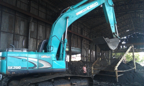 ขายรถขุดSK200ํ YN11 พร้อมใช้งาน