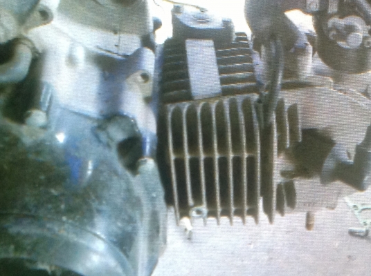 ขายเครื่องเวฟ125พร้อมซาก