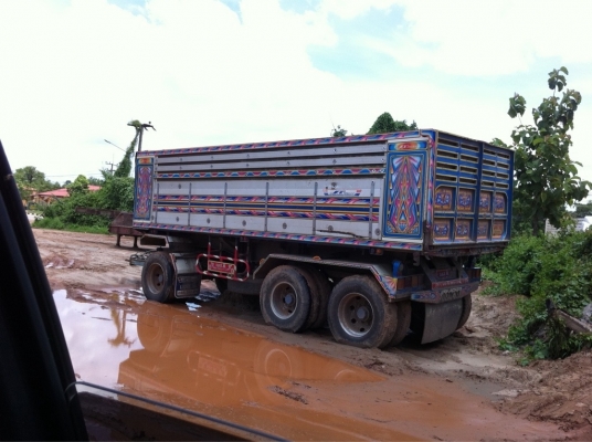 ISUZU  DECA  360     ปี 52 พ่วงแม่ลูกดั้มดิน กะบะเนียม   ลูก 3 คาน