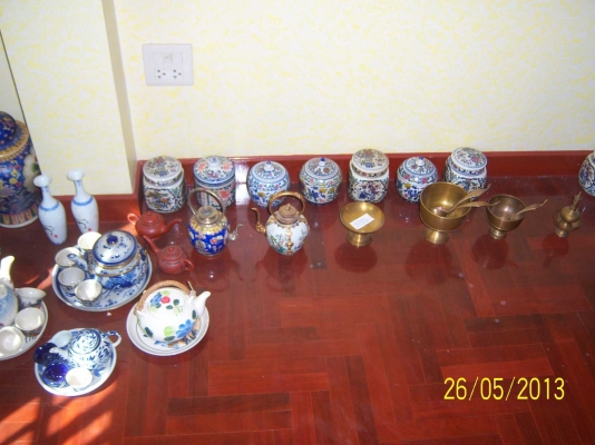 ขาย แจกัน โถ โหลกะปิ และกังไส