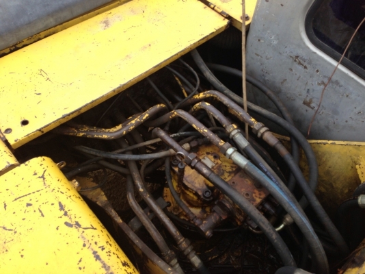 ขายด่วน!!! KOBELCO SK200-3 เก๋งเทา ตามสภาพ เอกสารเล่มทะเบียน