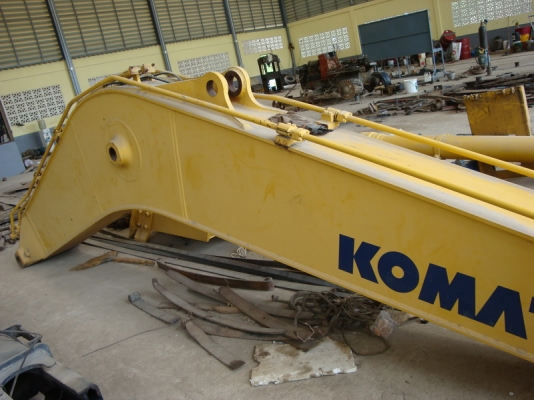 บูม KOMUTSU ของใหม่แกะกล่อง บูม KOMUTSU ของใหม่แกะกล่อง