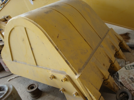 บูม KOMUTSU ของใหม่แกะกล่อง