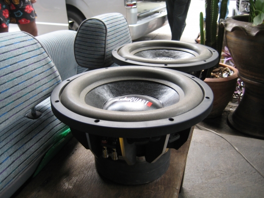 ขายซับ 12 นิ้ว พึ่งซื้อมา 17000 ยอมขาดทุนครับ