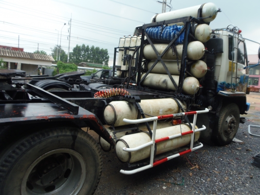 ขายรถ10ล้อหัวลาก  isuzu 6BG1เทอร์โบอินเตอร์คูเลอร์220แรงเกียร์ฟูลเลอร์ 2เพลาติดแก๊ส NGV100\%(เพิ่งติด)ยางสภาพ80\%ขา730,000฿ด่วน