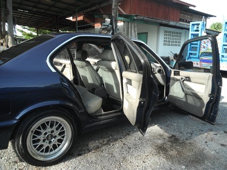 ขาย BMW 520i สวยจัด ช่วงล่างแน่น เครื่องแน่น 2j VVTI ใช้ได้ทันที ดูรถ สุพรรณบุรี ขาย BMW 520i สวยจัด ช่วงล่างแน่น เครื่องแน่น 2j VVTI ใช้ได้ทันที ดูรถ สุพรรณบุรี