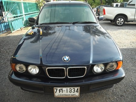 ขาย BMW 520i สวยจัด ช่วงล่างแน่น เครื่องแน่น 2j VVTI ใช้ได้ทันที ดูรถ สุพรรณบุรี