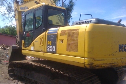 KOMATSU PC200-7 ใช้งาน10000ช.มเศษ รถสวยไฟฟ้าครบ KOMATSU PC200-7 ใช้งาน10000ช.มเศษ รถสวยไฟฟ้าครบ