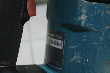 เครื่องสกัดคอนกรีตยี่ห้อmakta รุ่น1306 สภาพดีมากพร้อมใช้งานครับ เครื่องสกัดคอนกรีตยี่ห้อmakta รุ่น1306 สภาพดีมากพร้อมใช้งานครับ