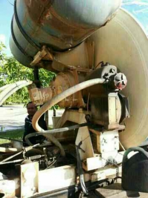 NISSAN    UD  320     10 ล้อ โม่ปูน   ปี  49   เครื่อง  320  เดิมๆ  ( มี  8  คัน )