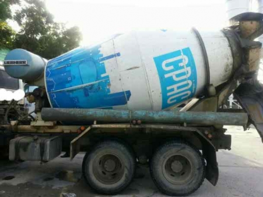 NISSAN    UD  320     10 ล้อ โม่ปูน   ปี  49   เครื่อง  320  เดิมๆ  ( มี  8  คัน )