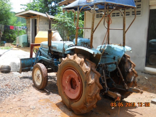 ขายรถไถสภาพดีพร้อมใช้งานไม่แพง ขายรถไถสภาพดีพร้อมใช้งานไม่แพง