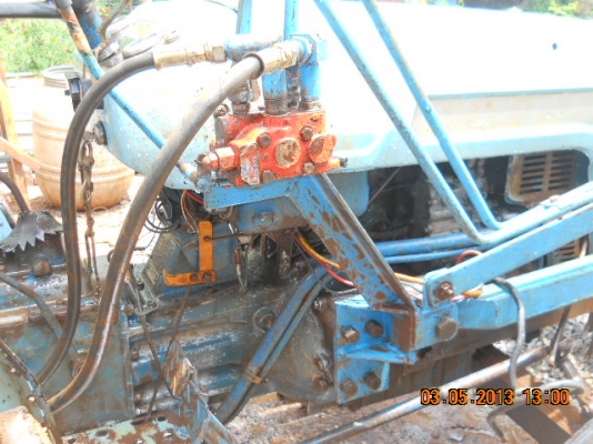 ขายรถไถสภาพดีพร้อมใช้งานไม่แพง ขายรถไถสภาพดีพร้อมใช้งานไม่แพง