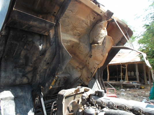 ขายด่วนรถสิบล้อดรั้มหลงFN225Kเครือง6D15175แรงม้า