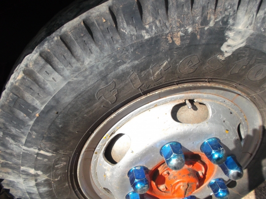 ขายด่วนรถสิบล้อดรั้มหลงFN225Kเครือง6D15175แรงม้า