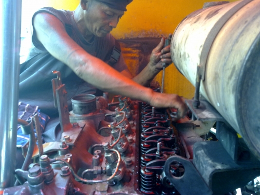 บริการซ่อมเครื่องจักรกลหนัก