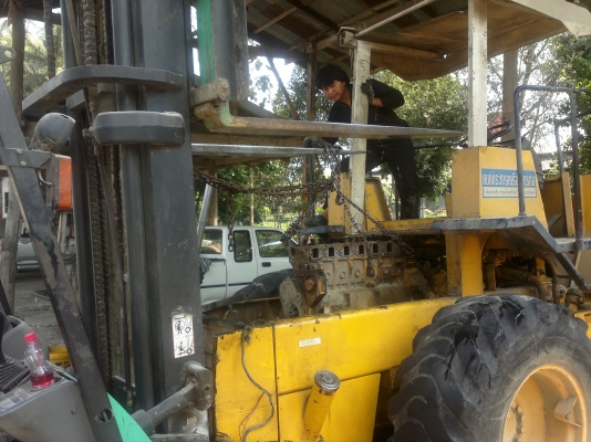 บริการซ่อมเครื่องจักรกลหนัก