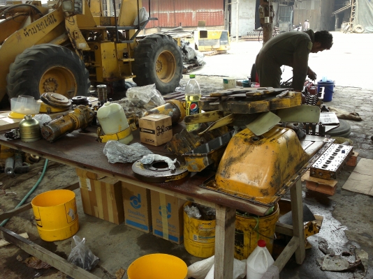 บริการซ่อมเครื่องจักรกลหนัก