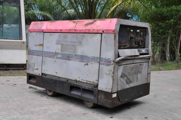 ขายตู้เชื่อม SHINDAIWA สภาพสวยเดิมจากญี่ปุ่นยังไม่เคยใช้งานในไทย 35,000 เท่านั้น!!