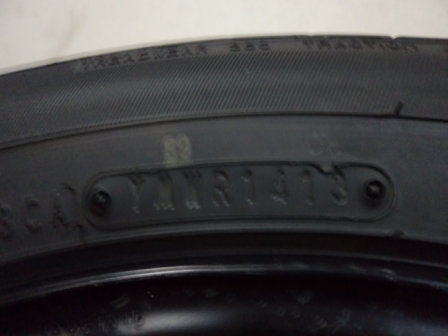 ขายด่วน !! ยางใหม่ป้าแดง Dunlop 185/60/15 2013
