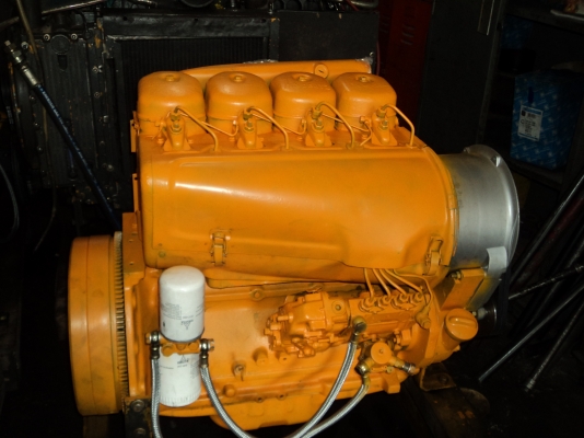 ขายเครื่องยนต์ DEUTZ F4L 912 (4 สูบ) 140,000 บาท